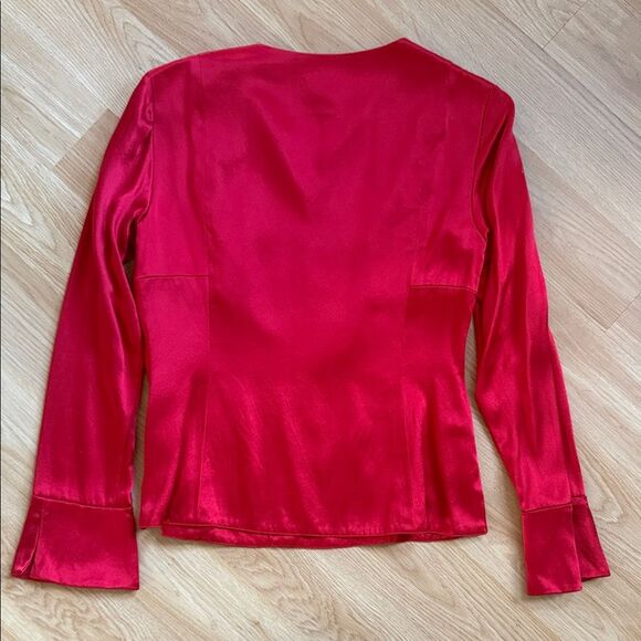 Anne Klein New York Black Label Red Satin Top 100% Silk Long Sleeve 4P - Picture 7 of 7